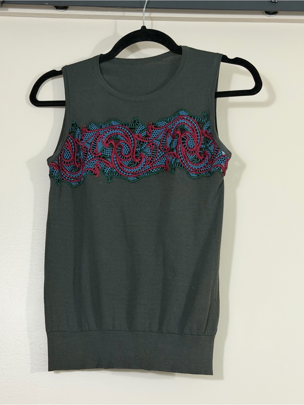 VERSACE!! Gray Knit Tank with Multicolor Crochet lace Band- sz 40 IT / sm USA
